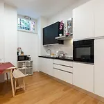 Vaticani Moderna Suite